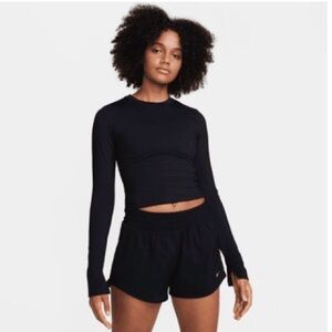 Nike One Fitted Women’s Dri-Fit Top- Size Medium